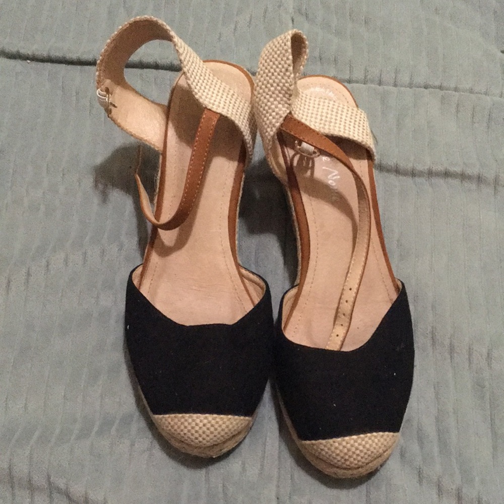 EUC Modcloth wedges